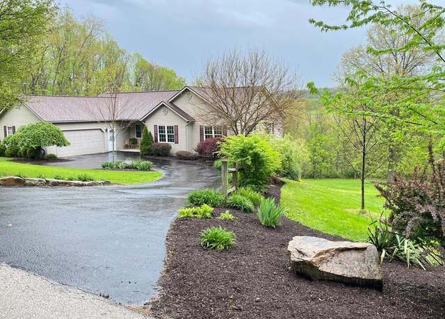 Property at 1689 Harlan Rd, Lucas, OH 44843, 4 beds, 2.5 baths