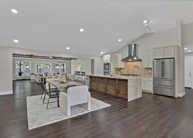 Property at 2727 Westmont Blvd, Columbus, OH 43221, 5 beds, 4.5 baths