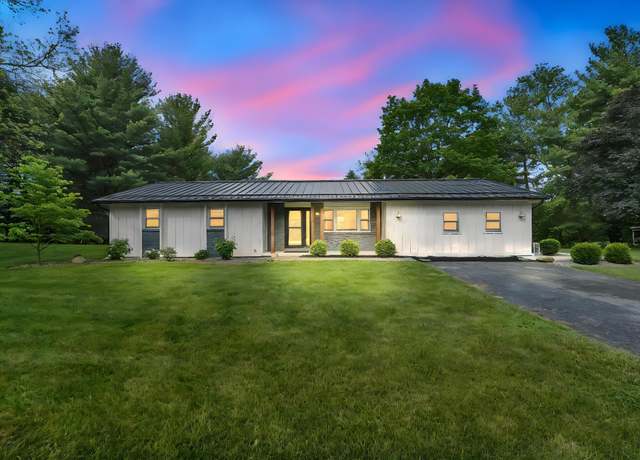 Property at 3924 Headleys Mill Rd SW, Pataskala, OH 43062, 4 beds, 2 baths