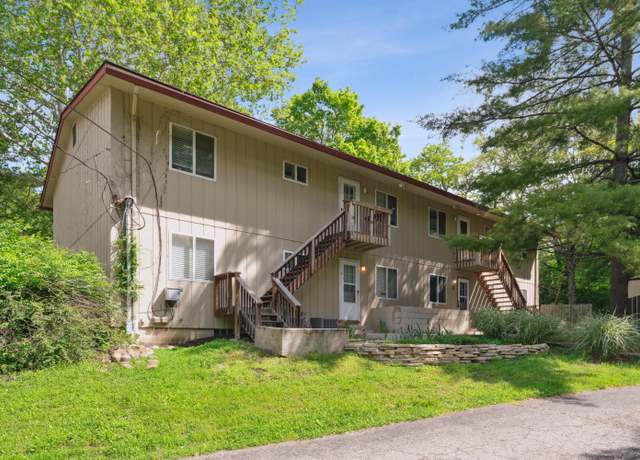 Property at 301 Fenway Rd Unit C, Columbus, OH 43214, 2 beds, 1 bath