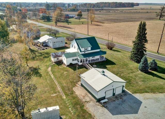 Property at 1890 Tiffin Rd, Bucyrus, OH 44820, 4 beds, 1.5 baths