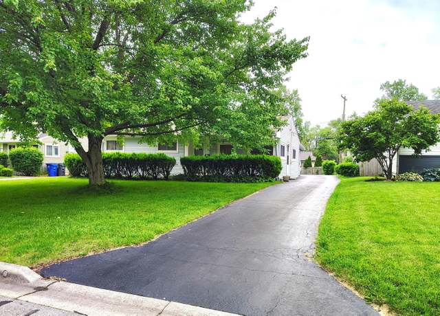 Photo of 1999 Kentwell Rd, Columbus, OH 43221