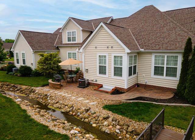 Property at 4502 Bens Ct #31, Hilliard, OH 43026, 2 beds, 2.5 baths