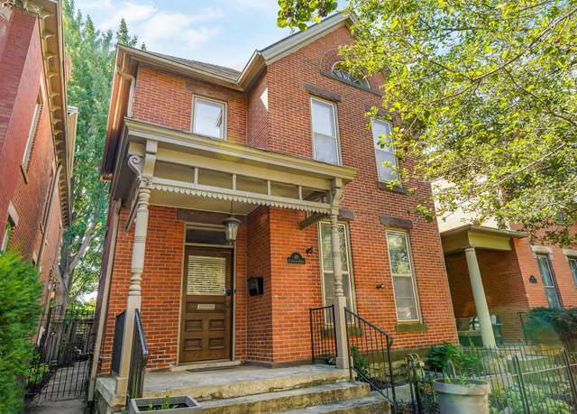 Property at 89 E Lincoln St, Columbus, OH 43215, 2 beds, 3 baths