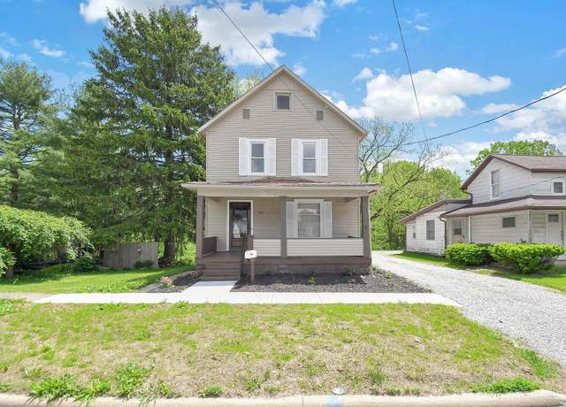 Property at 97 S Gamble St, Shelby, OH 44875, 3 beds, 1 bath