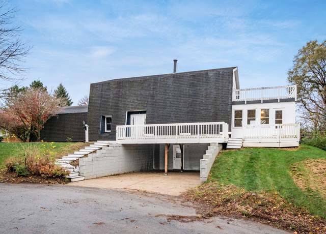 Property at 49 Lookout Ct, Urbana, OH 43078, 4 beds, 3.5 baths