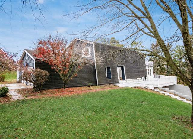 Property at 49 Lookout Ct, Urbana, OH 43078, 4 beds, 3.5 baths