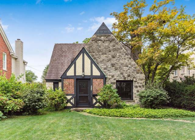 Property at 2717 E Broad St, Bexley, OH 43209, 3 beds, 2 baths