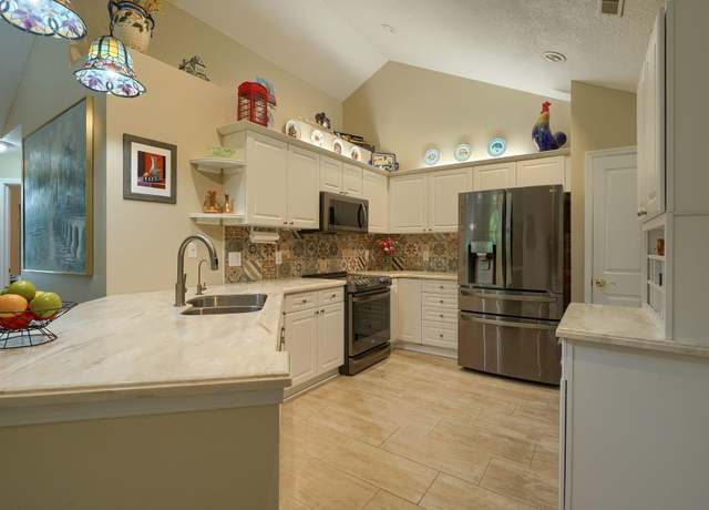 Property at 4158 Windbud Dr, New Albany, OH 43054, 3 beds, 2 baths