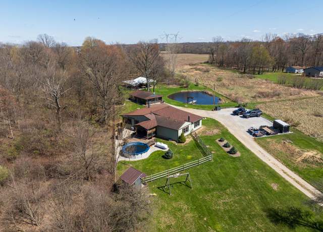 Property at 9704 Loudon St, Johnstown, OH 43031, 4 beds, 2 baths