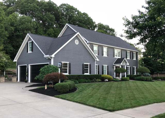 Property at 142 Brennan Dr, Granville, OH 43023, 5 beds, 3.5 baths