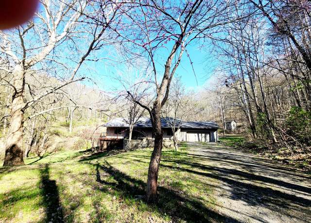 Property at 62875 Ridgewood Dr, Cambridge, OH 43725, 2 beds, 2 baths