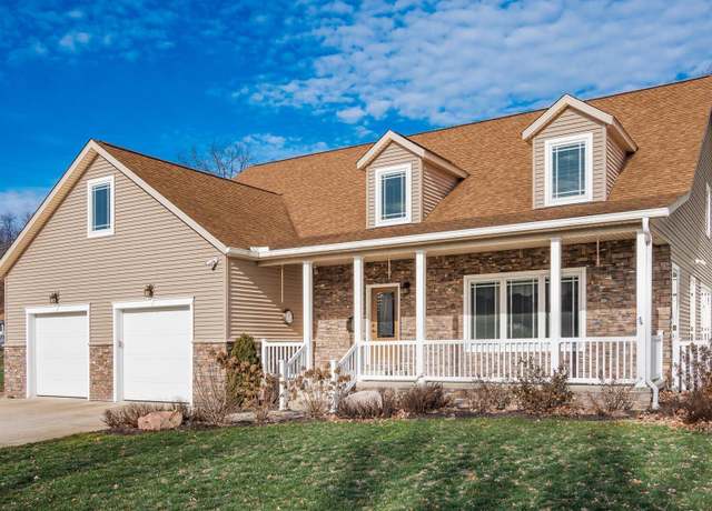 Property at 177 W Jefferson Ave #6, Mcconnelsville, OH 43756, 6 beds, 3.5 baths
