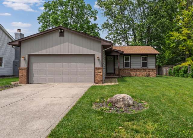 Property at 2220 Surreygate Dr, Columbus, OH 43235, 4 beds, 2 baths