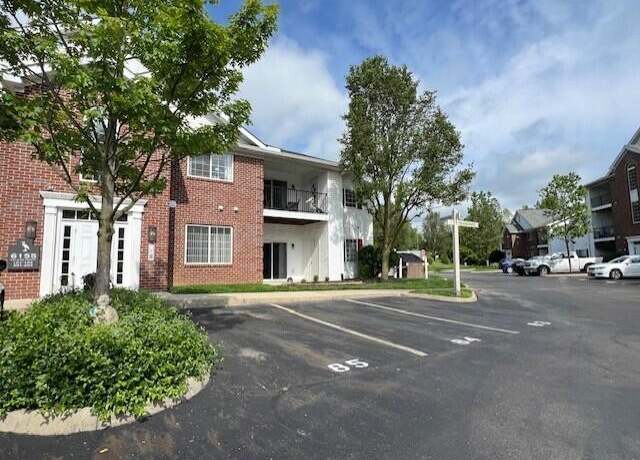Property at 6155 Pelican Pointe #103, Columbus, OH 43231, 2 beds, 2 baths