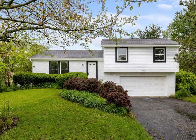 Property at 12061 Harmon Rd, Pickerington, OH 43147, 4 beds, 2 baths