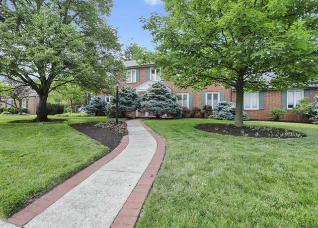 Photo of 2560 Chartwell, Upper Arlington, OH 43220
