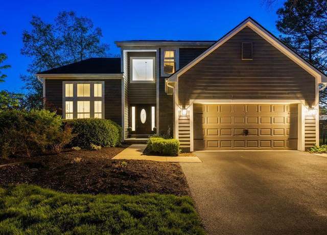 Property at 6081 Manshire Ct, Galloway, OH 43119, 5 beds, 3.5 baths