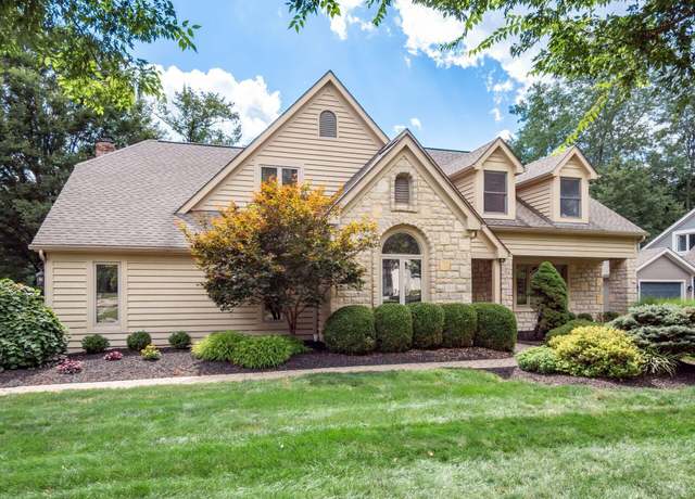 Photo of 4849 Chatelaine Dr, Dublin, OH 43017