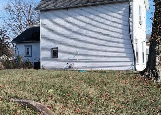 Property at 506 W Southern Ave, Springfield, OH 45506, 4 beds, 2 baths