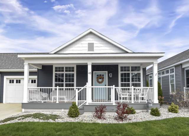 Property at 10850 E Bayshore Rd Unit Marina 48, Marblehead, OH 43440, 3 beds, 2 baths