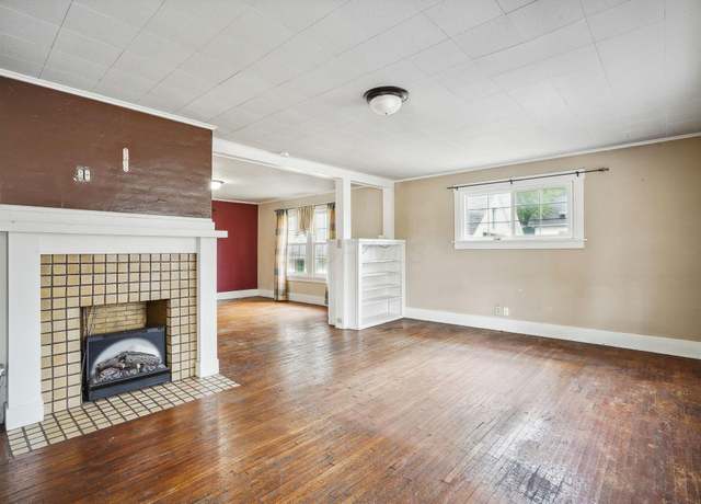 Property at 7682 E Main St, Reynoldsburg, OH 43068, 4 beds, 2 baths