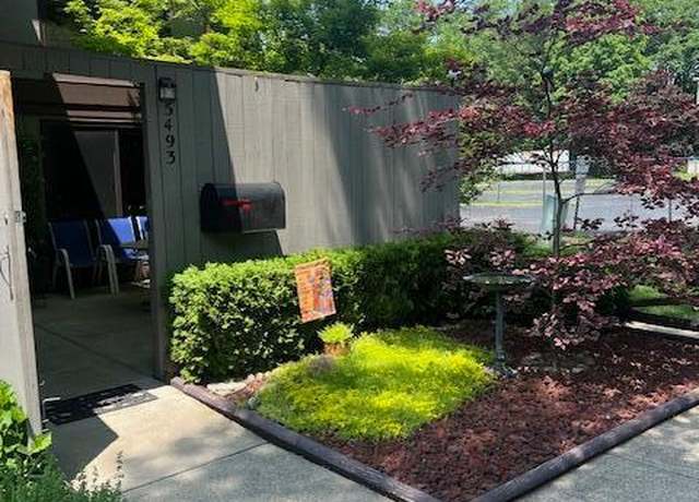 5493 Worthington Forest Pl E, Columbus, OH 43229 Photo of 5493 Worthington Forest Pl E, Columbus, OH 43229