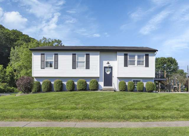 Property at 624 Licking View Dr, Heath, OH 43056, 2 beds, 2 baths