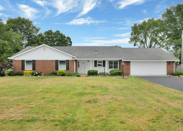 Property at 378 Meadow Ln NE, Newark, OH 43055, 3 beds, 2 baths