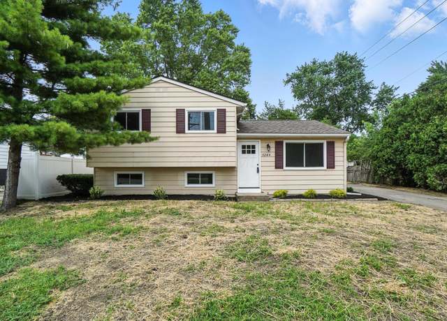 Property at 5244 Refugee Rd, Columbus, OH 43232, 3 beds, 1 bath