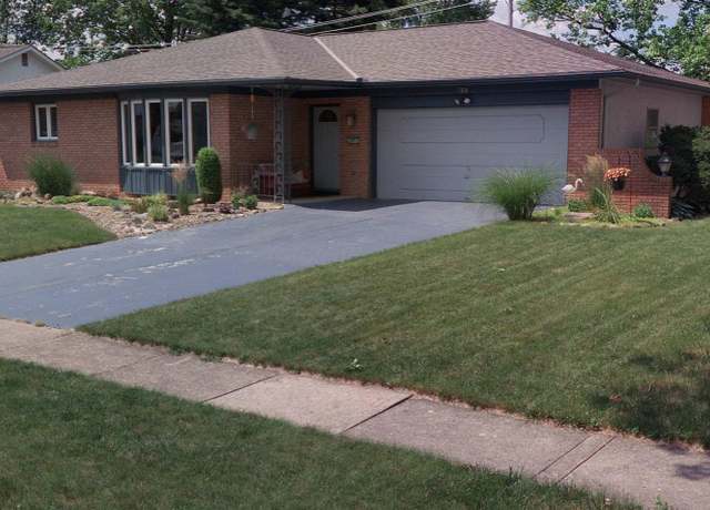 Property at 1618 Arrowood Loop N, Columbus, OH 43229, 3 beds, 2 baths
