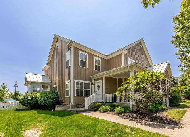 Property at 183 W Case St, Powell, OH 43065, 2 beds, 3 baths