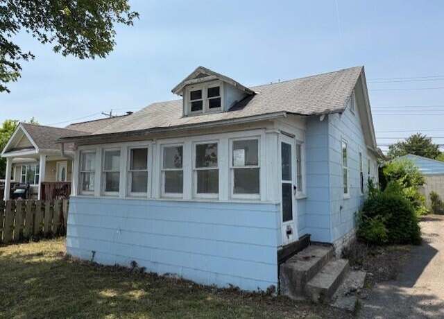 Property at 883 Barnett Rd, Columbus, OH 43227, 2 beds, 1 bath
