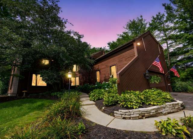 Property at 5809 Clover Ln, Westerville, OH 43081, 5 beds, 2.5 baths