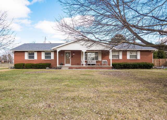 Property at 1018 Alton Darby Creek Rd, Galloway, OH 43119, 3 beds, 2 baths