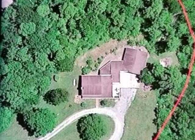 Property at 225 Homestead Dr, New Concord, OH 43762, 3 beds, 1.5 baths