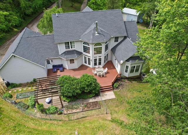 Property at 7235 Ballou Rd, Heath, OH 43056, 4 beds, 3.5 baths