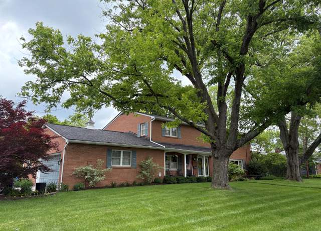 Property at 1960 Hythe Rd, Columbus, OH 43220, 4 beds, 3 baths
