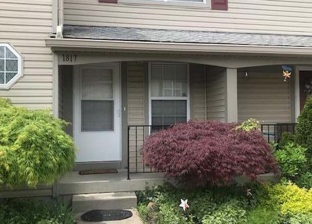 Property at 1817 Ridgebury Dr, Hilliard, OH 43026, 2 beds, 2 baths
