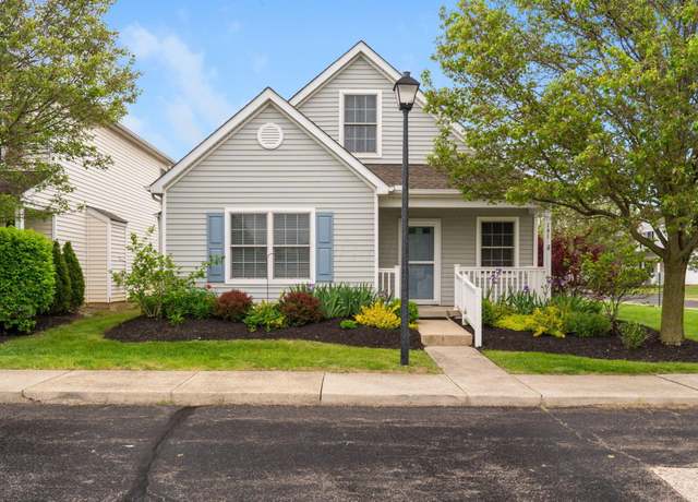 Property at 141 Saratoga St, Delaware, OH 43015, 3 beds, 2.5 baths