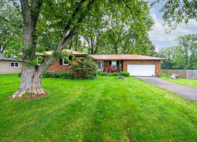 Property at 4019 Mink St SW, Pataskala, OH 43062, 3 beds, 2 baths