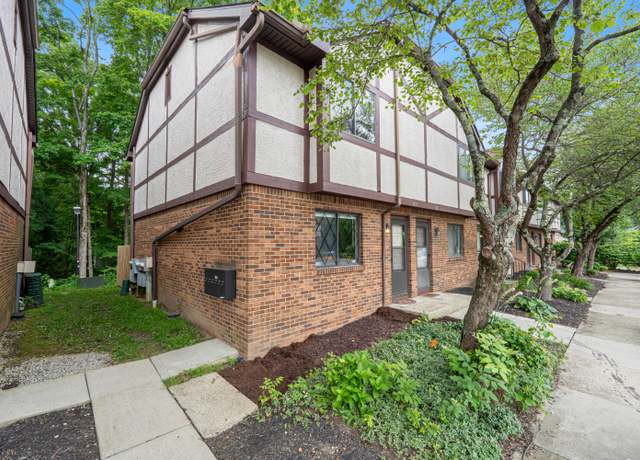 Property at 3033 Highcliff Ct, Columbus, OH 43231, 2 beds, 1.5 baths