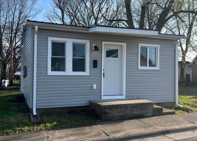 Property at 211 2nd Ave, Circleville, OH 43113, 2 beds, 1 bath