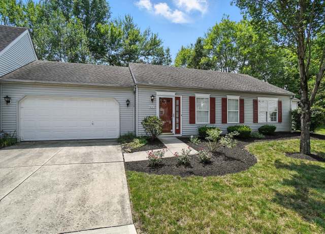 Property at 6281 Mcnaughten Place Ln #24, Columbus, OH 43213, 2 beds, 1.5 baths