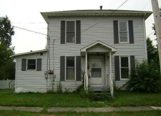 Property at 93 W College Ave, Johnstown, OH 43031, 3 beds