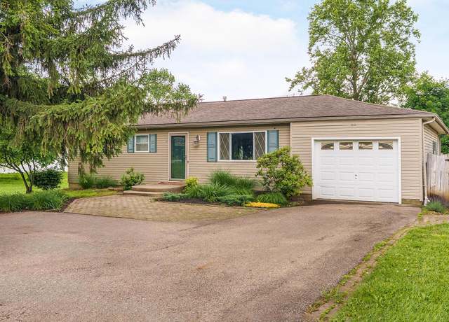 Property at 109 Williams Rd, Columbus, OH 43207, 3 beds, 1.5 baths