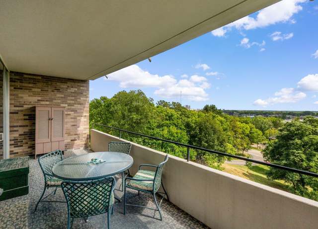 Property at 1000 Urlin Ave #516, Columbus, OH 43212, 1 bed, 1 bath