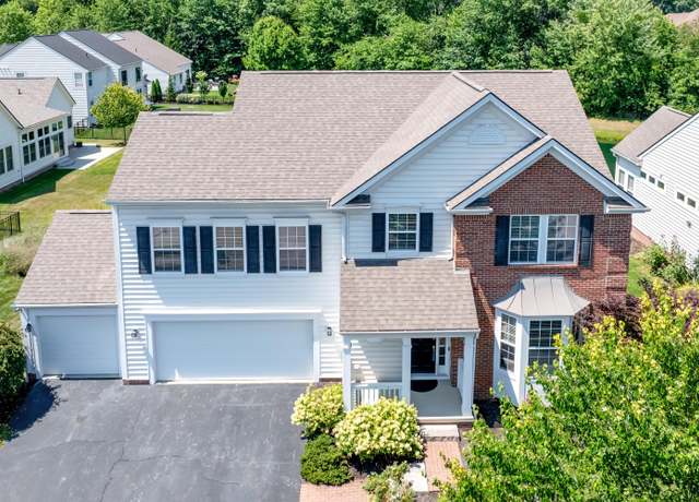 Photo of 5462 Ketterington Ln, Westerville, OH 43082