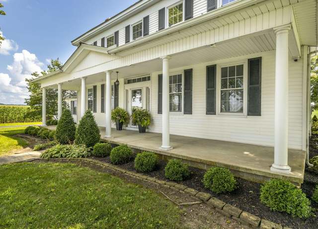 Property at 29614 Tarlton Adelphi Rd, Laurelville, OH 43135, 3 beds, 2 baths