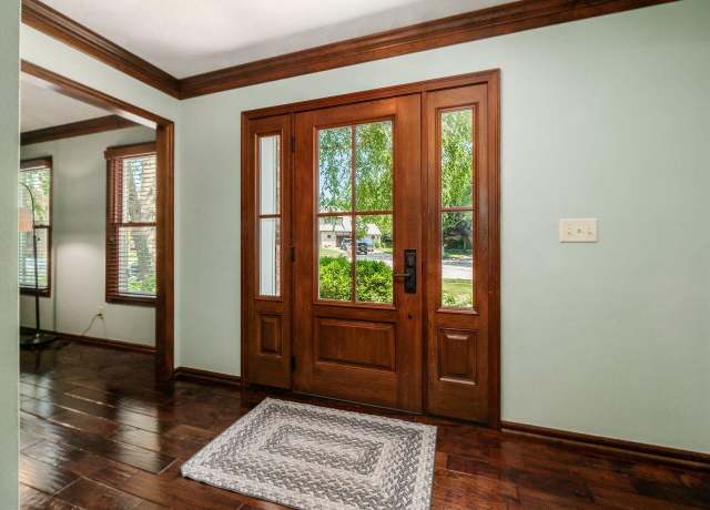 Photo of 613 Valley Wood Ct, Westerville, OH 43081